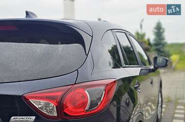 Позашляховик / Кросовер Mazda CX-5 2014 в 