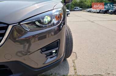 Позашляховик / Кросовер Mazda CX-5 2016 в 