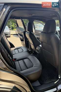 Позашляховик / Кросовер Mazda CX-5 2020 в 
