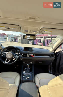 Внедорожник / Кроссовер Mazda CX-5 2018 в 