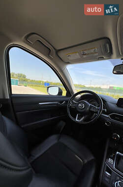 Внедорожник / Кроссовер Mazda CX-5 2018 в 