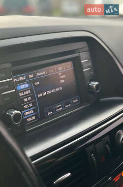Внедорожник / Кроссовер Mazda CX-5 2013 в 