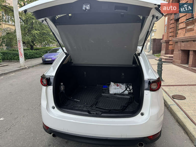 Внедорожник / Кроссовер Mazda CX-5 2018 в Харькове фото 10 Внедорожник / Кроссовер Mazda CX-5 2018 в Харькове