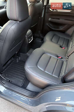 Внедорожник / Кроссовер Mazda CX-5 2023 в 