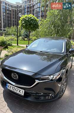 Внедорожник / Кроссовер Mazda CX-5 2017 в 