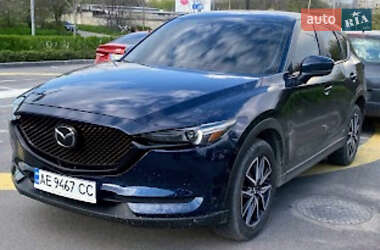 Позашляховик / Кросовер Mazda CX-5 2018 в 