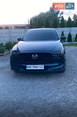 Позашляховик / Кросовер Mazda CX-5 2018 в 