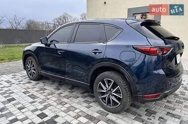 Позашляховик / Кросовер Mazda CX-5 2018 в 