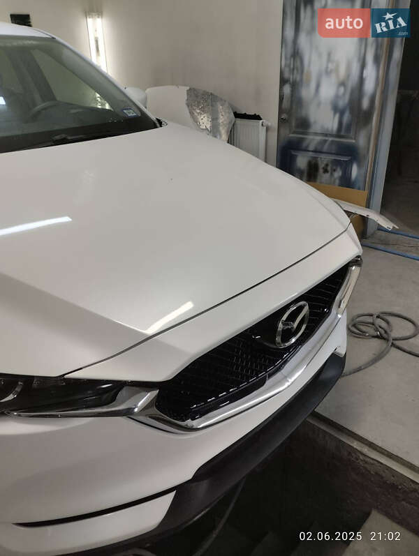 Внедорожник / Кроссовер Mazda CX-5 2017 в 