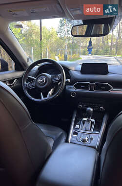 Позашляховик / Кросовер Mazda CX-5 2019 в 