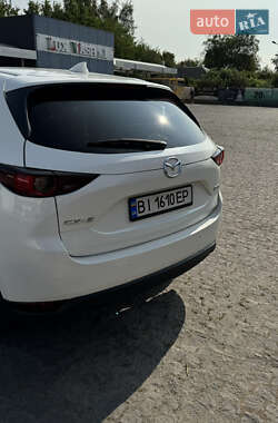 Внедорожник / Кроссовер Mazda CX-5 2017 в 
