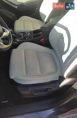 Внедорожник / Кроссовер Mazda CX-5 2016 в 