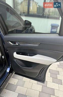 Внедорожник / Кроссовер Mazda CX-5 2018 в 