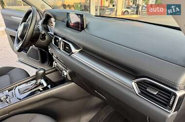 Внедорожник / Кроссовер Mazda CX-5 2018 в 