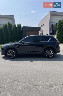 Позашляховик / Кросовер Mazda CX-5 2023 в 
