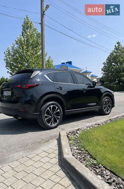Позашляховик / Кросовер Mazda CX-5 2023 в 