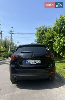 Позашляховик / Кросовер Mazda CX-5 2023 в 