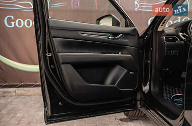 Позашляховик / Кросовер Mazda CX-5 2019 в 