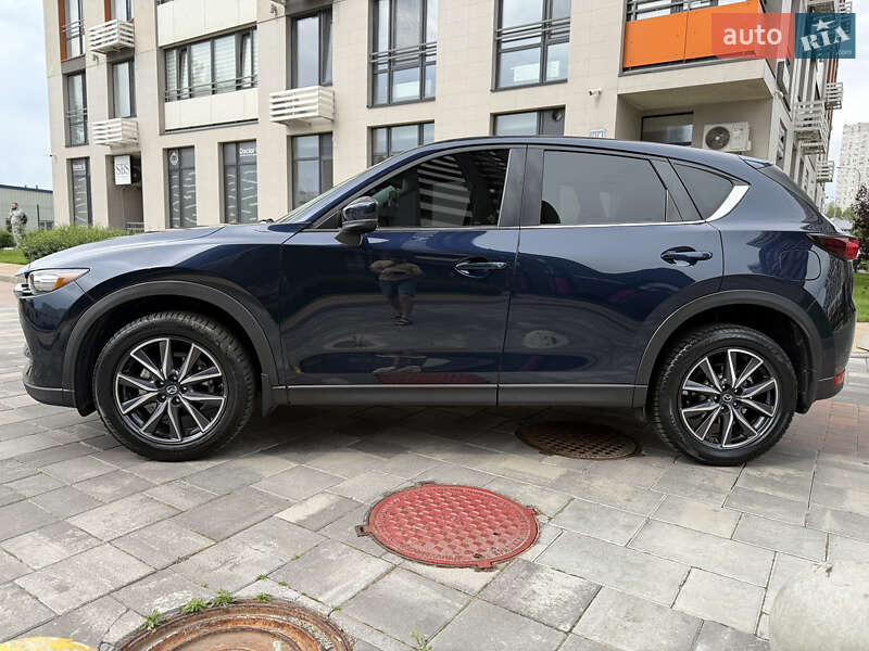 Внедорожник / Кроссовер Mazda CX-5 2017 в Киеве