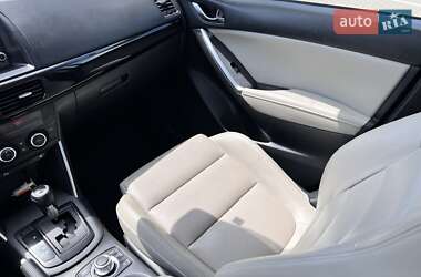 Внедорожник / Кроссовер Mazda CX-5 2013 в 
