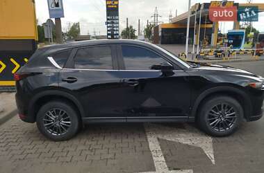 Позашляховик / Кросовер Mazda CX-5 2020 в 