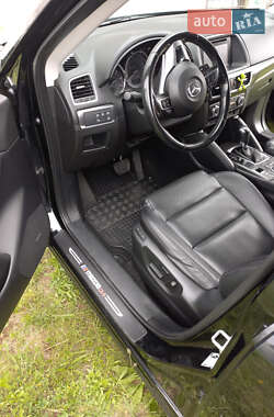 Внедорожник / Кроссовер Mazda CX-5 2015 в 