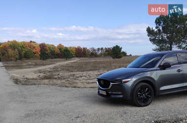 Внедорожник / Кроссовер Mazda CX-5 2017 в 