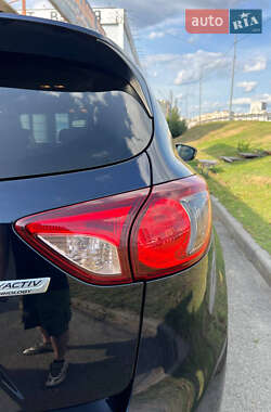 Внедорожник / Кроссовер Mazda CX-5 2014 в 