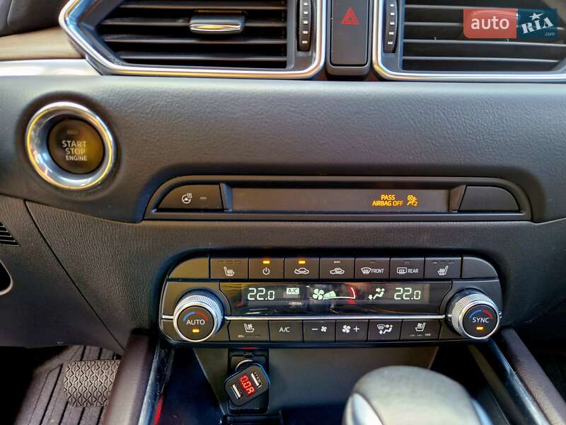 Позашляховик / Кросовер Mazda CX-5 2020 в Дніпрі