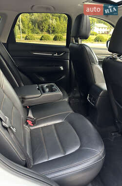 Внедорожник / Кроссовер Mazda CX-5 2018 в 