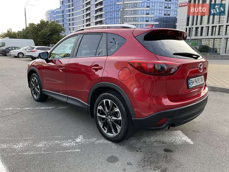 Позашляховик / Кросовер Mazda CX-5 2015 в Києві