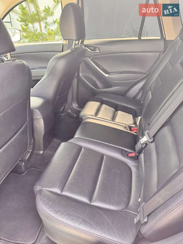 Внедорожник / Кроссовер Mazda CX-5 2016 в Луцке