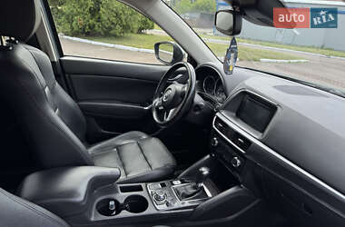Внедорожник / Кроссовер Mazda CX-5 2015 в 