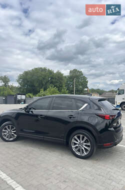 Внедорожник / Кроссовер Mazda CX-5 2018 в 