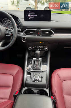 Внедорожник / Кроссовер Mazda CX-5 2023 в 