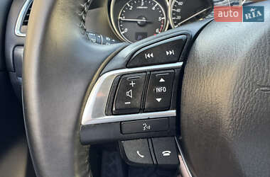 Внедорожник / Кроссовер Mazda CX-5 2015 в 