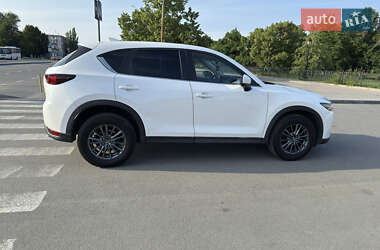 Внедорожник / Кроссовер Mazda CX-5 2018 в 