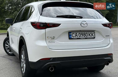 Позашляховик / Кросовер Mazda CX-5 2022 в 
