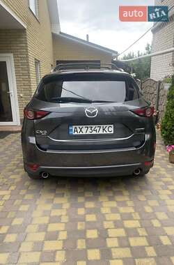 Позашляховик / Кросовер Mazda CX-5 2020 в 