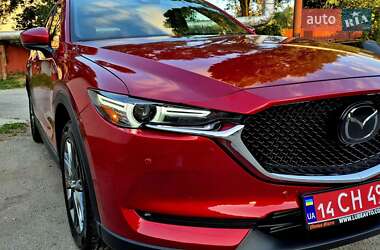 Позашляховик / Кросовер Mazda CX-5 2020 в 