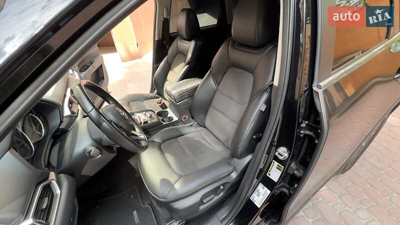 Внедорожник / Кроссовер Mazda CX-5 2017 в Киеве