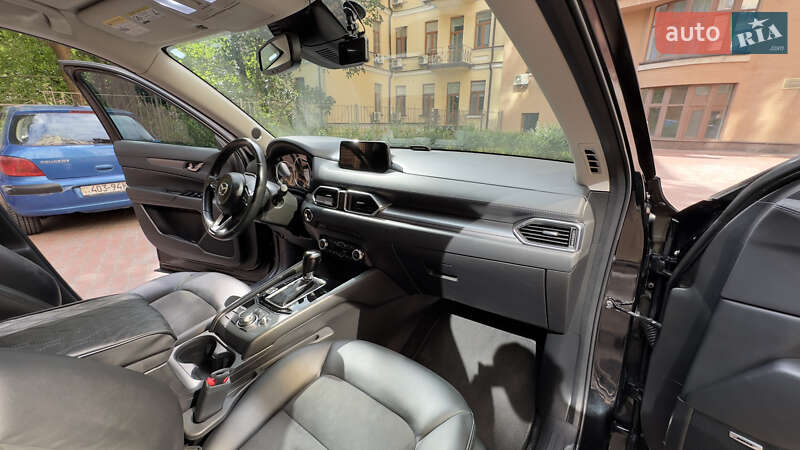 Внедорожник / Кроссовер Mazda CX-5 2017 в Киеве