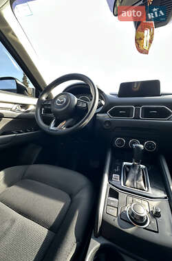 Внедорожник / Кроссовер Mazda CX-5 2017 в 