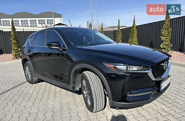 Внедорожник / Кроссовер Mazda CX-5 2017 в 