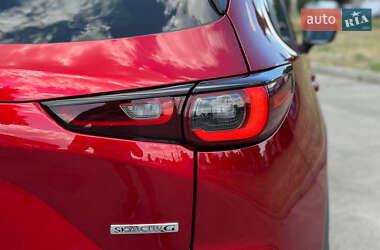Внедорожник / Кроссовер Mazda CX-5 2023 в 