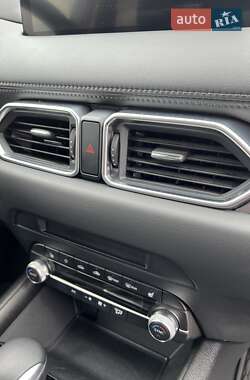Внедорожник / Кроссовер Mazda CX-5 2024 в 