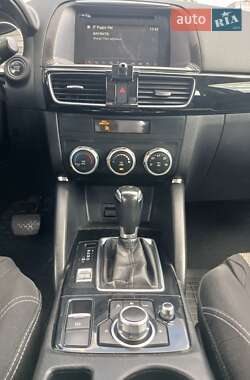 Внедорожник / Кроссовер Mazda CX-5 2016 в 
