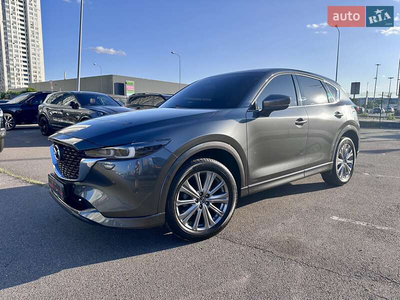 Внедорожник / Кроссовер Mazda CX-5 2023 в 