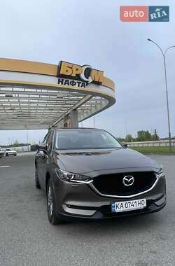 Внедорожник / Кроссовер Mazda CX-5 2018 в 