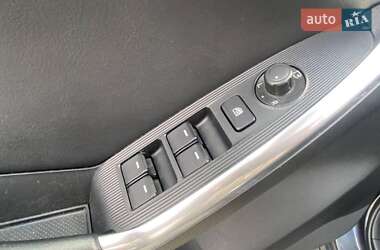 Позашляховик / Кросовер Mazda CX-5 2014 в 